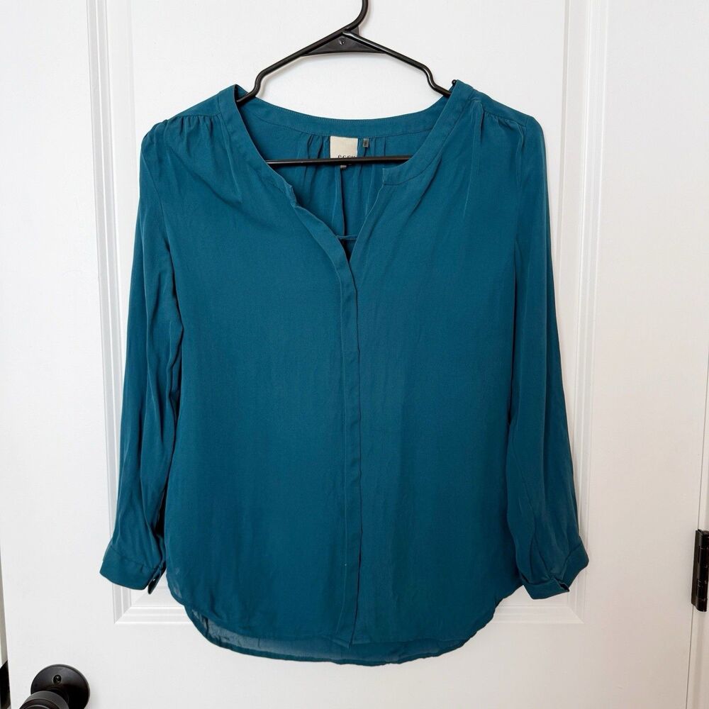Ecru Womens Silk Button Front Top Size Small Office Workwear‎ Quiet Luxury Teal